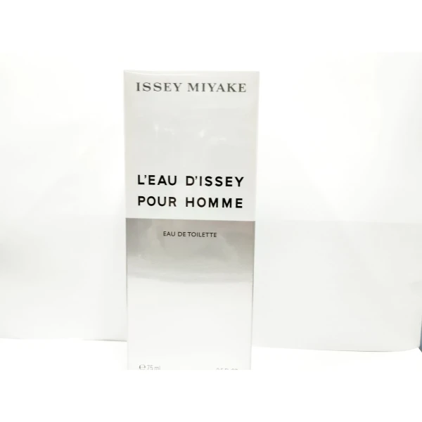 ISSEY MIYAKE